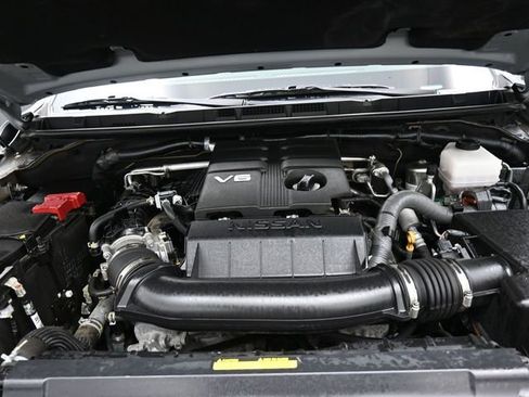 Used 2023 Nissan Frontier PRO-4X w/ Pro-4X Premium Package image 30