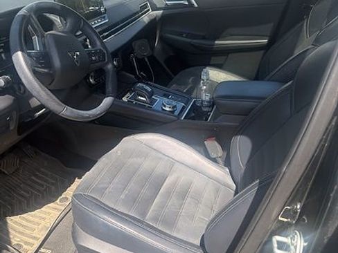 Used 2024 Mitsubishi Outlander SE image 4