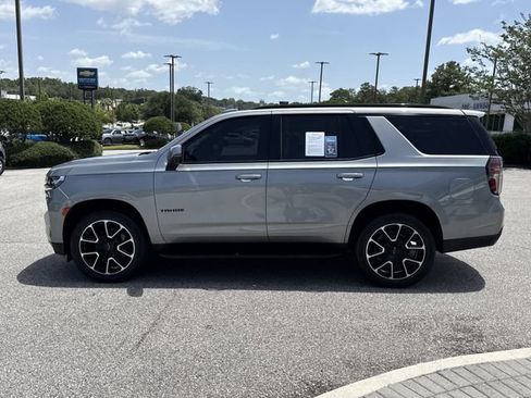 Used 2023 Chevrolet Tahoe RST w/ Luxury Package RWD image 6