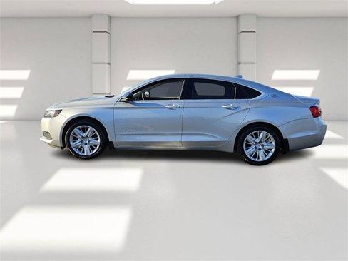Used 2018 Chevrolet Impala LS image 2