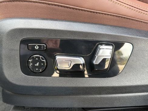 Used 2026 BMW X5 xDrive40i w/ Climate Comfort Package AWD/4WD image 11