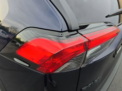 Used 2025 Toyota RAV4 XLE w/ Convenience Package FWD image 36