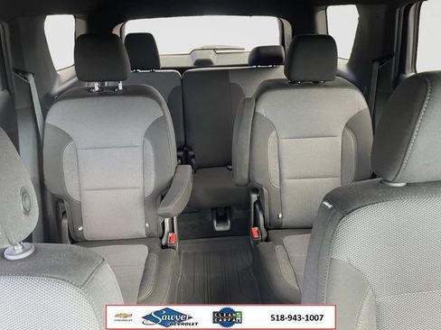 Used 2023 Chevrolet Traverse LT w/ LPO, Floor Liner Package AWD/4WD image 17