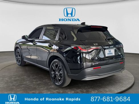 New 2026 Honda HR-V Sport image 3