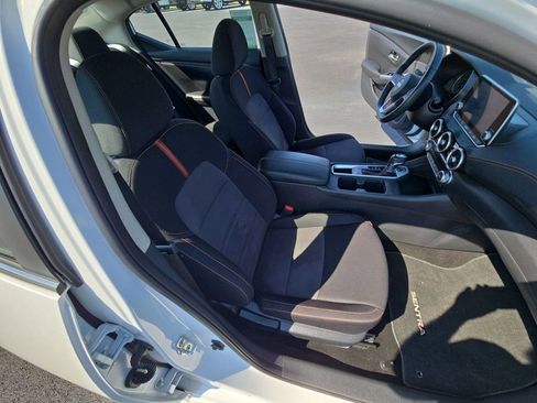 Used 2023 Nissan Sentra SR w/ Midnight Edition Package image 29
