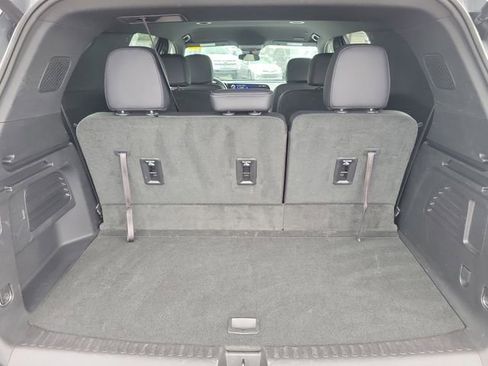 Certified 2026 Chevrolet Traverse LT FWD image 9