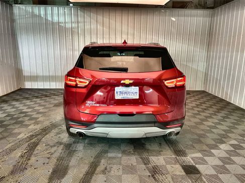 Used 2024 Chevrolet Blazer LT w/ Sound & Technology Package image 7