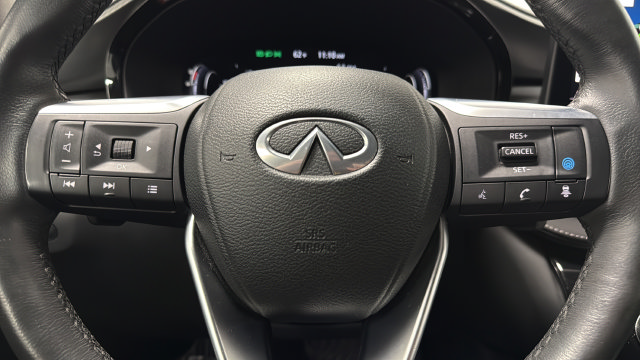 Used 2023 INFINITI QX60 Luxe AWD/4WD image 16