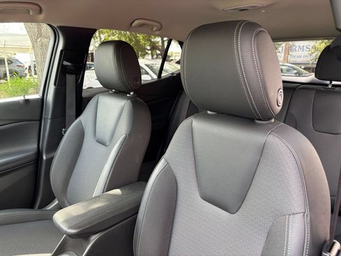 Used 2025 Buick Encore GX Preferred FWD image 63