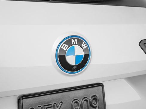 Used 2024 BMW iX xDrive50 w/ Premium Package AWD/4WD image 46