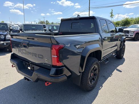 Used 2024 Toyota Tacoma TRD Pro AWD/4WD image 11