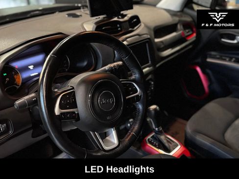 Used 2018 Jeep Renegade Trailhawk w/ Safety & Security Group AWD/4WD image 7