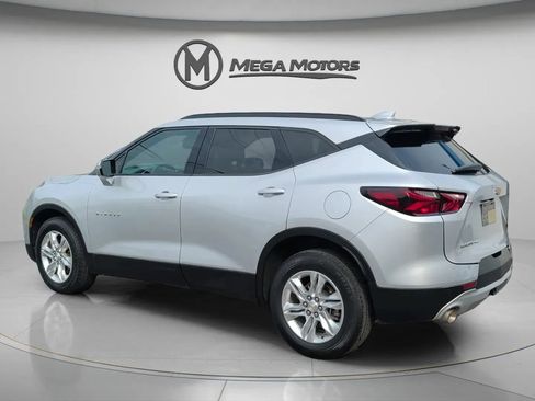 Used 2021 Chevrolet Blazer LT AWD/4WD image 4