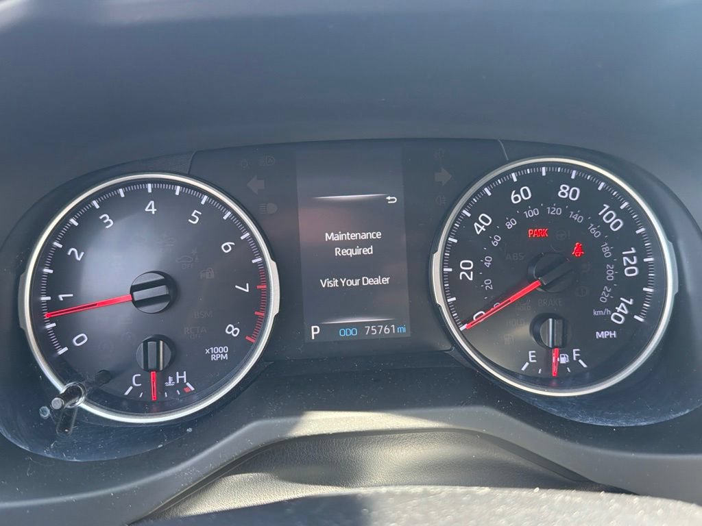 Used 2019 Toyota RAV4 LE w/ Carpet Mat Package FWD image 37