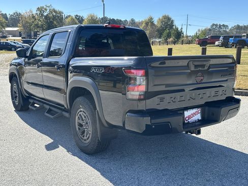 New 2026 Nissan Frontier PRO-4X w/ Pro-4x Convenience Package image 7