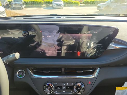 New 2026 Buick Envista Preferred image 11