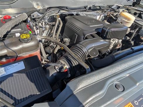 Used 2017 Chevrolet Silverado 2500 LT w/ LT Convenience Package image 21