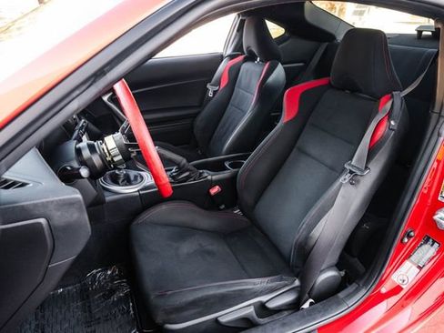 Used 2013 Scion FR-S image 4