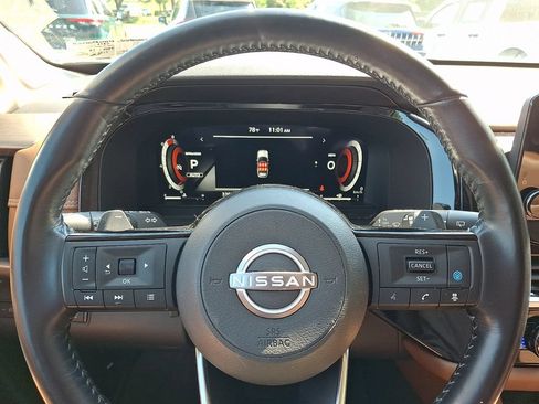 Certified 2023 Nissan Pathfinder Platinum w/ Cargo Package AWD/4WD image 23