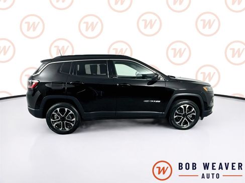 Used 2023 Jeep Compass Limited w/ Sun and Sound Group AWD/4WD image 9