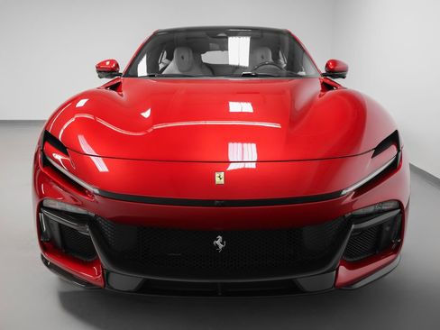 Certified 2025 Ferrari Purosangue AWD/4WD image 17