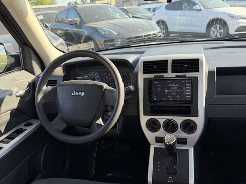 Used 2008 Jeep Patriot Sport AWD/4WD image 18