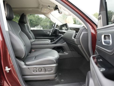 Certified 2025 INFINITI QX80 Sensory AWD/4WD image 23