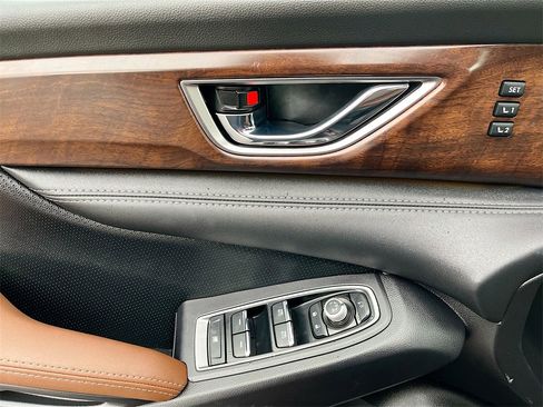 Used 2024 Subaru Ascent Touring image 18