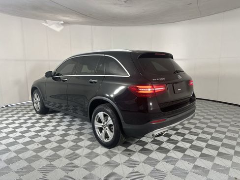 Used 2018 Mercedes-Benz GLC 300 w/ Premium Package image 6