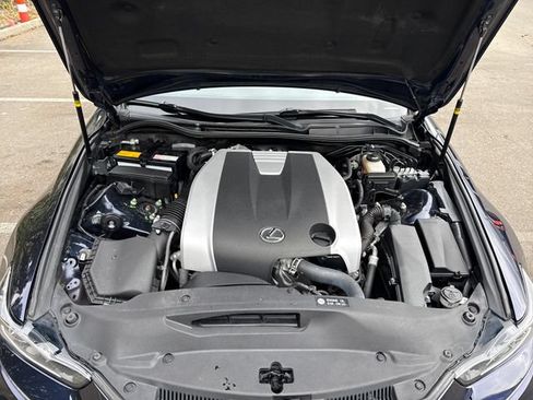 Used 2017 Lexus IS 300 AWD image 29