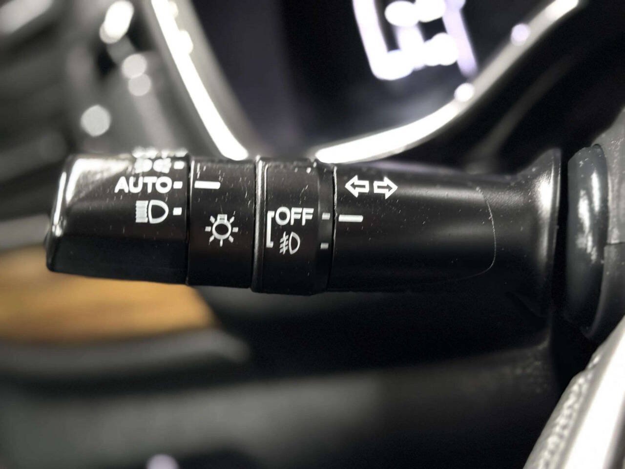 Used 2017 Honda CR-V EX image 36