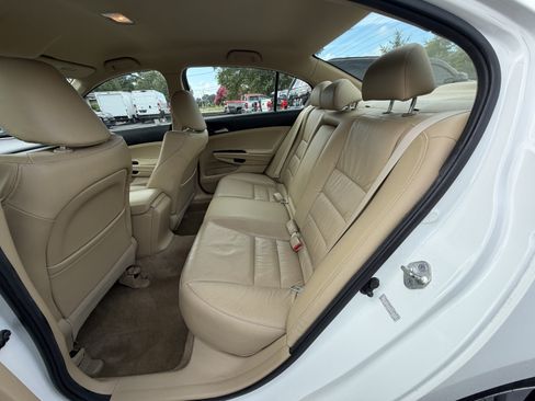Used 2011 Honda Accord SE image 15