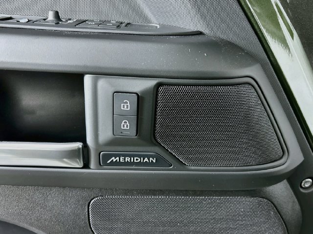New 2026 Land Rover Defender 110 S AWD/4WD image 20