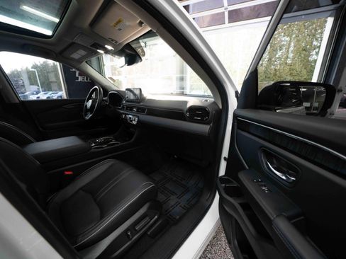 Used 2023 Honda Pilot Elite image 26