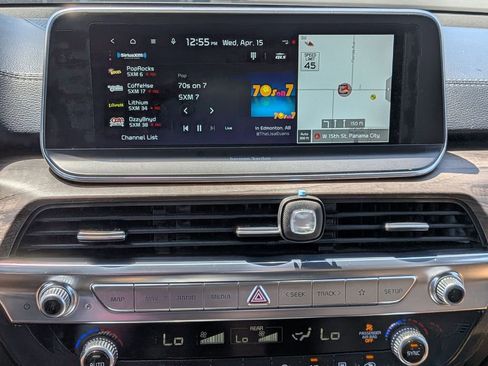 Used 2022 Kia Telluride SX w/ Towing Package image 13