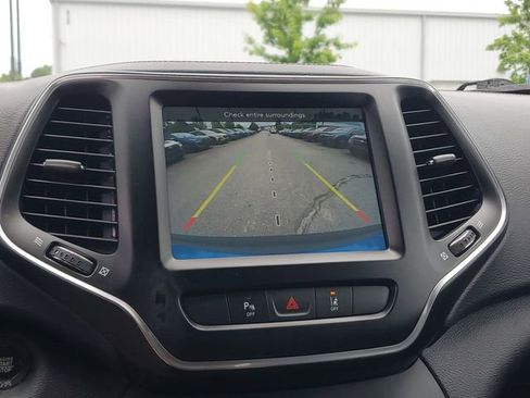 Certified 2021 Jeep Cherokee Latitude Lux 80th Anniv w/ Quick Order Package 26U 80TH FWD image 30
