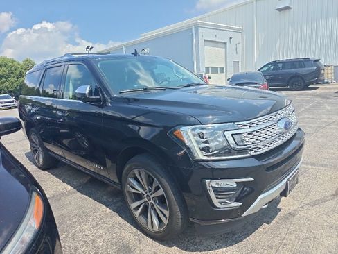 Used 2020 Ford Expedition Platinum AWD/4WD image 3
