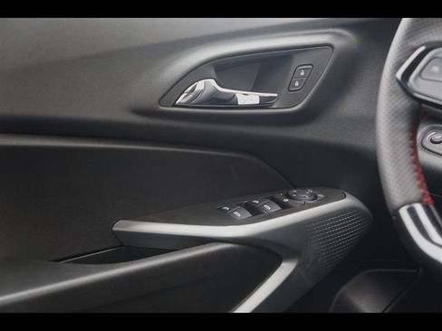 New 2026 Chevrolet Trax RS FWD image 17