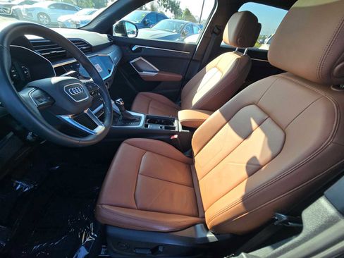 Used 2024 Audi Q3 2.0T Premium w/ Convenience Package image 24