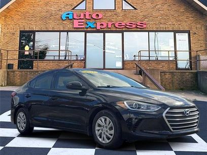 Used 2017 Hyundai Elantra SE