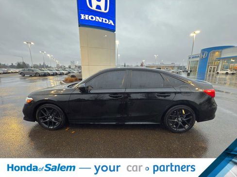 Used 2024 Honda Civic Sport image 3
