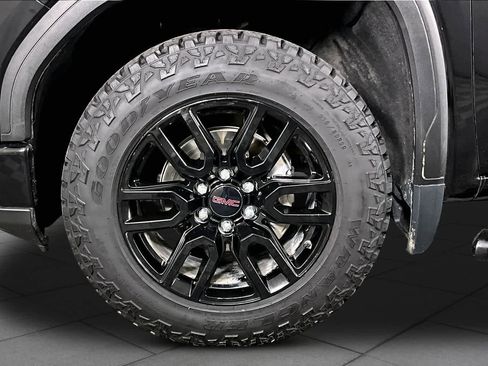 Used 2023 GMC Sierra 1500 Elevation AWD/4WD image 11