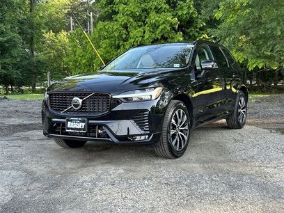 New 2025 Volvo XC60 B5 Core w/ Protection Package Premier