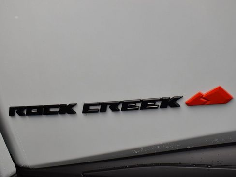 Certified 2025 Nissan Rogue SV image 17