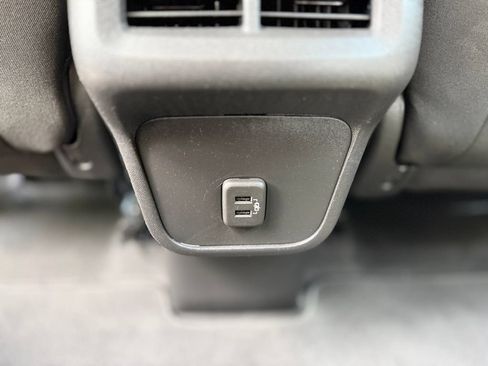 Used 2023 Chevrolet Equinox LT AWD/4WD image 27