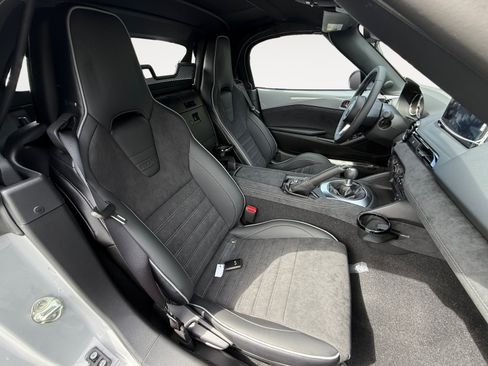 New 2026 MAZDA MX-5 Miata Club w/ Brembo/BBS Recaro Package RWD image 17