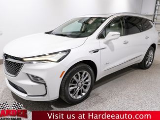 Used 2023 Buick Enclave Avenir w/ Avenir Technology Package FWD video 2