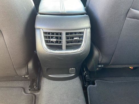 Used 2024 Chevrolet Malibu LT image 20