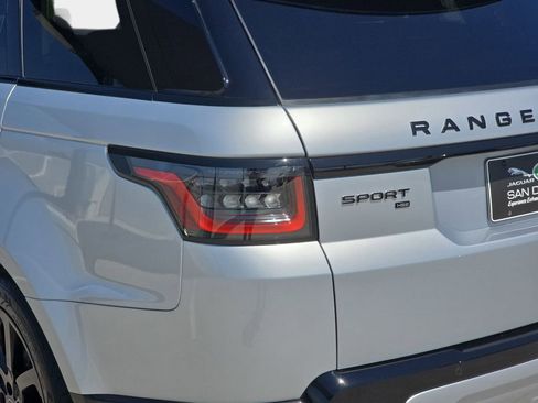 Certified 2021 Land Rover Range Rover Sport HSE Silver Edition image 38