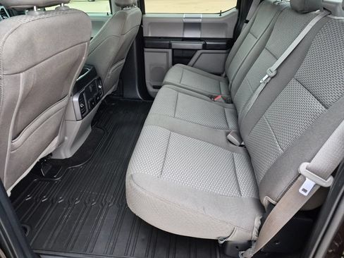 Used 2019 Ford F150 XLT w/ Equipment Group 302A Luxury AWD/4WD image 34